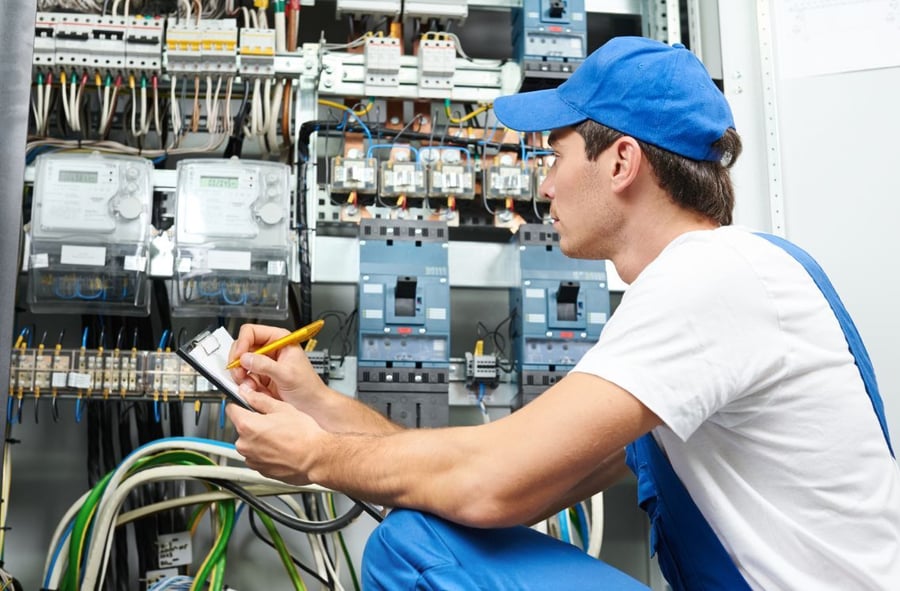 Electrical Staffing vs. RPO: A Smarter Way to Hire Skilled Electricians